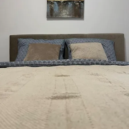 Apartment Tik-tak