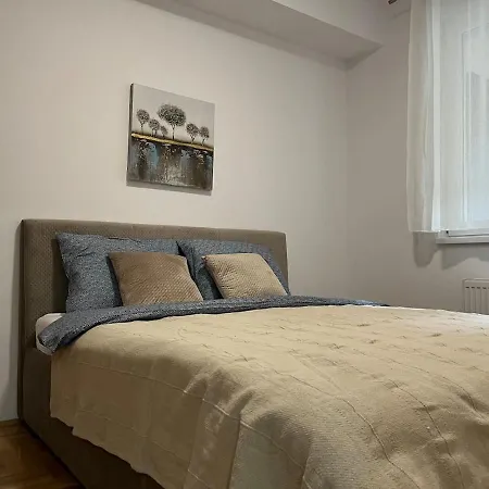 Apartment Tik-tak